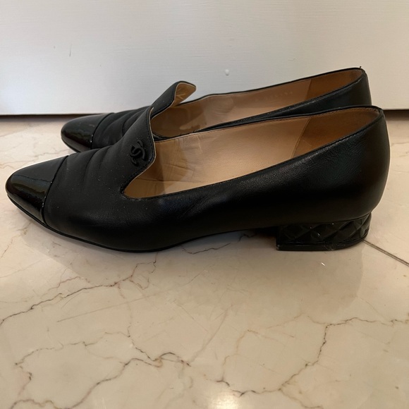 Chanel point toe flats - Picture 5 of 6